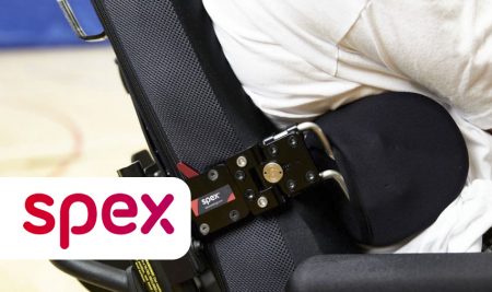 Lograr la corrección de la asimetría postural con controles torácicos Spex